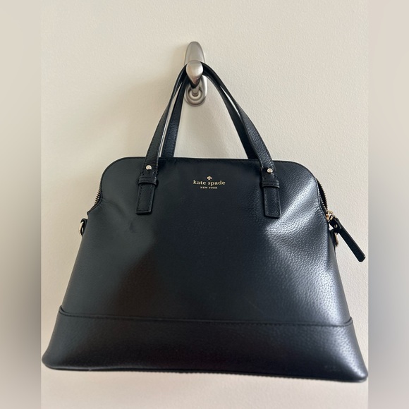 Kate Spade Purse - Picture 1 of 10